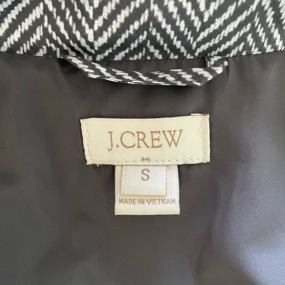 J. Crew Excursion Quilted Herringbone Down Vest Zip Up Gray & White Size S - Picture 9 of 11